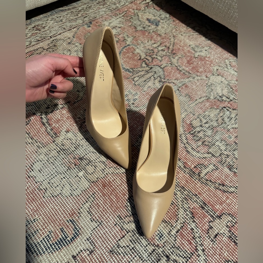 Nine West Finlay Nude Heels
